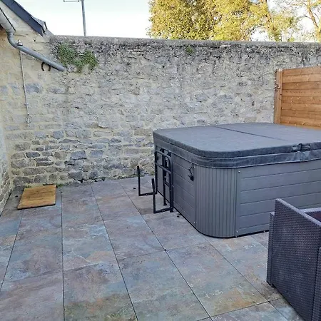 Pierre Et O By Melrose Cottun