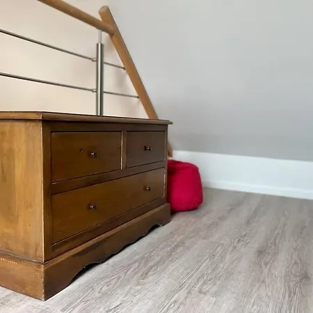 Pierre Et ô By Melrose Cottun