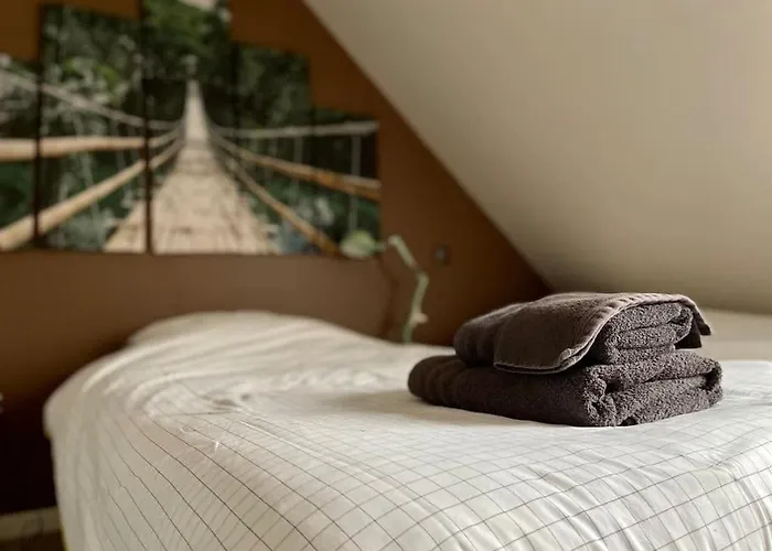 Pierre Et O By Melrose Nyaraló Cottun