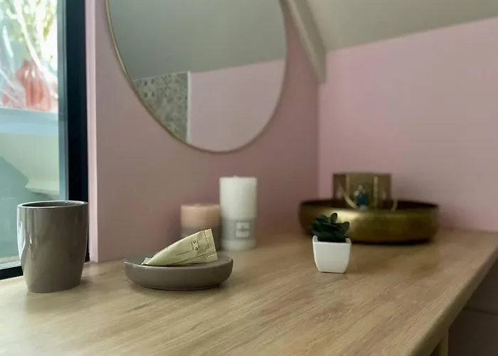 Pierre Et O By Melrose Cottun