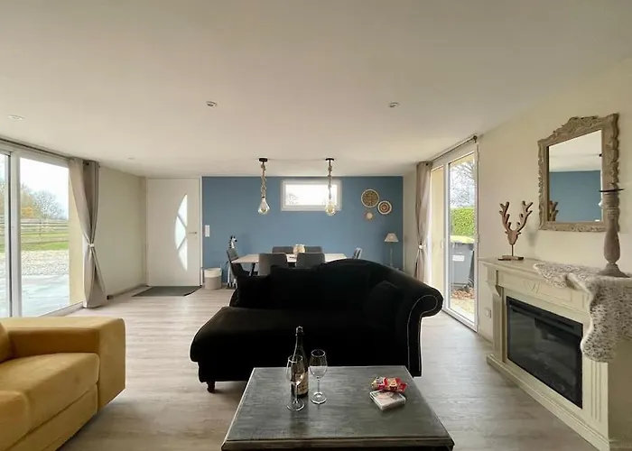 Pierre Et O By Melrose Nyaraló